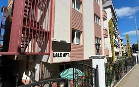 Lale Apart
